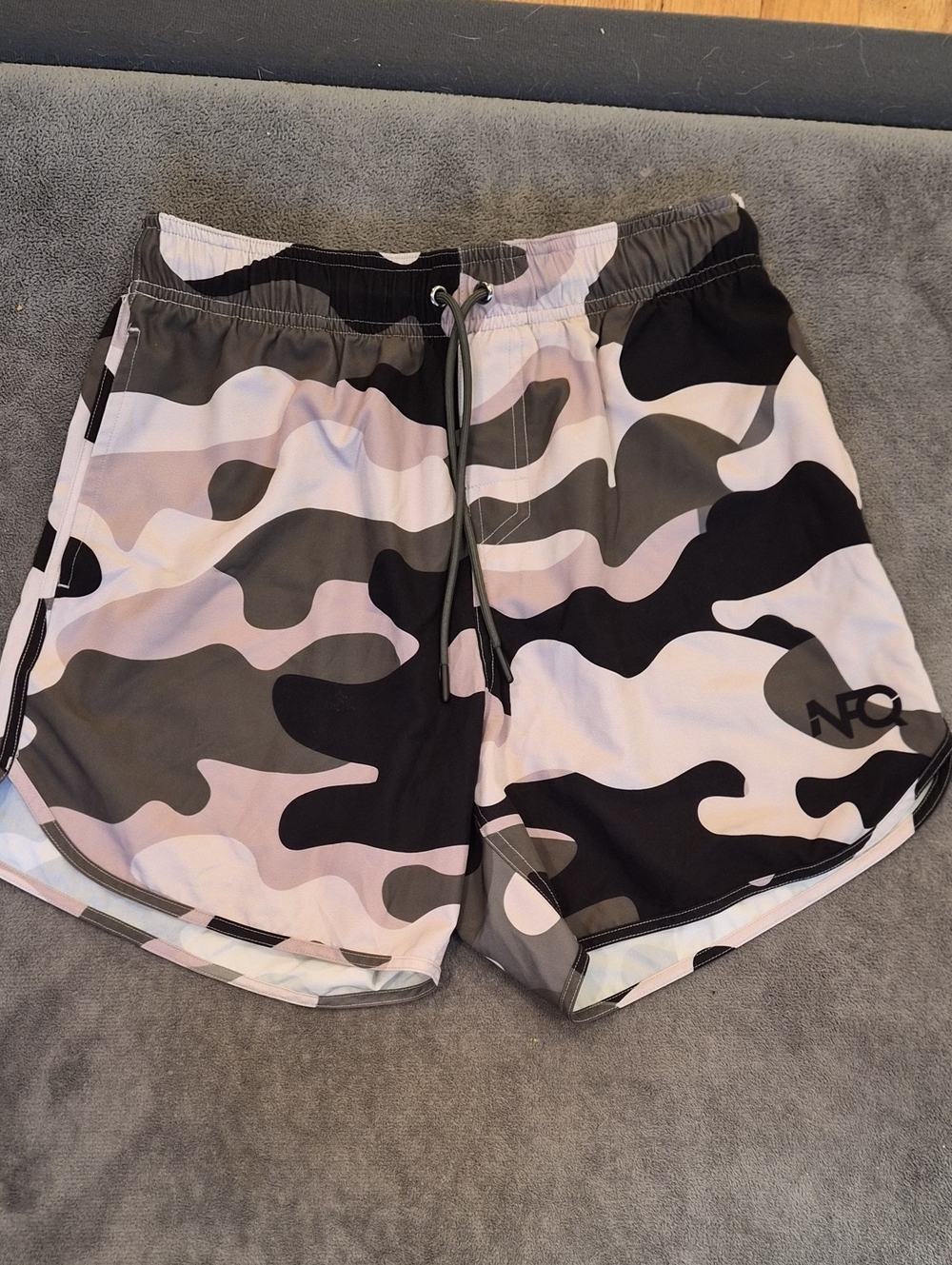 Men’s Camouflage Athletic Shorts - Black & Gray